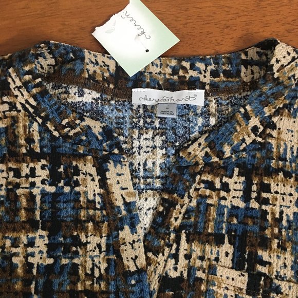 Ladies Button Front Top - Picture 3 of 7